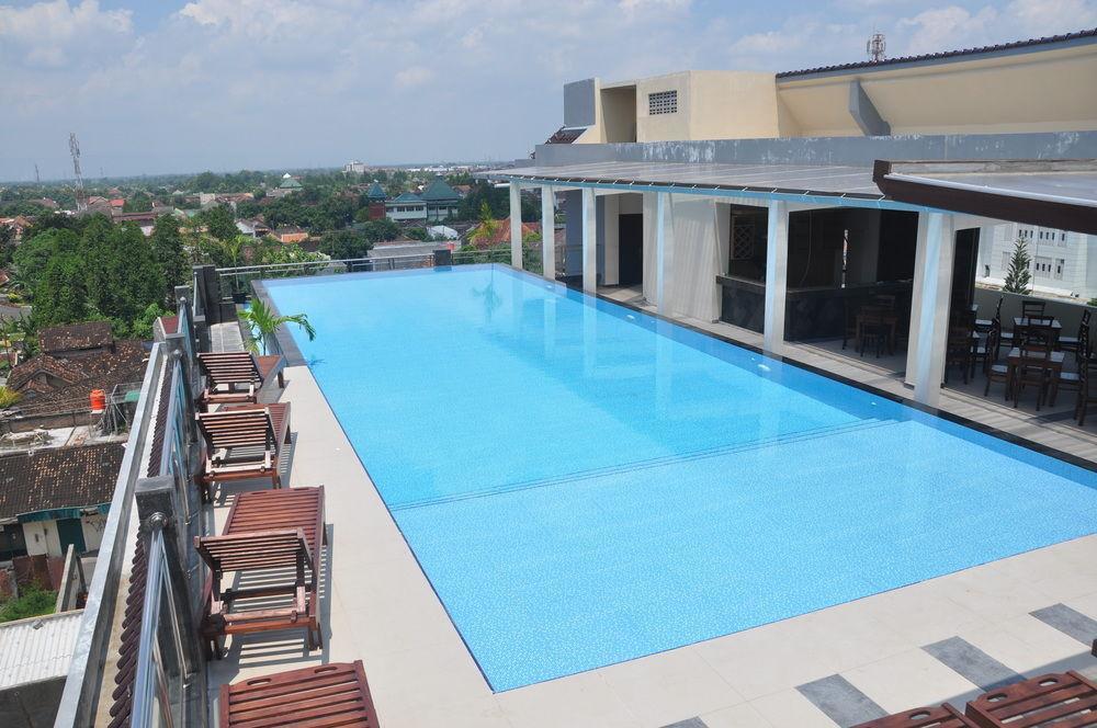 Pandanaran Hotel Semarang Eksteriør bilde