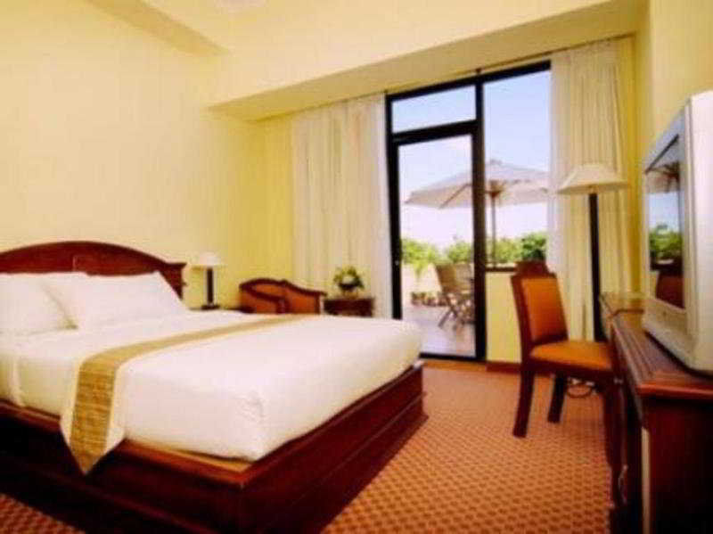 Pandanaran Hotel Semarang Eksteriør bilde