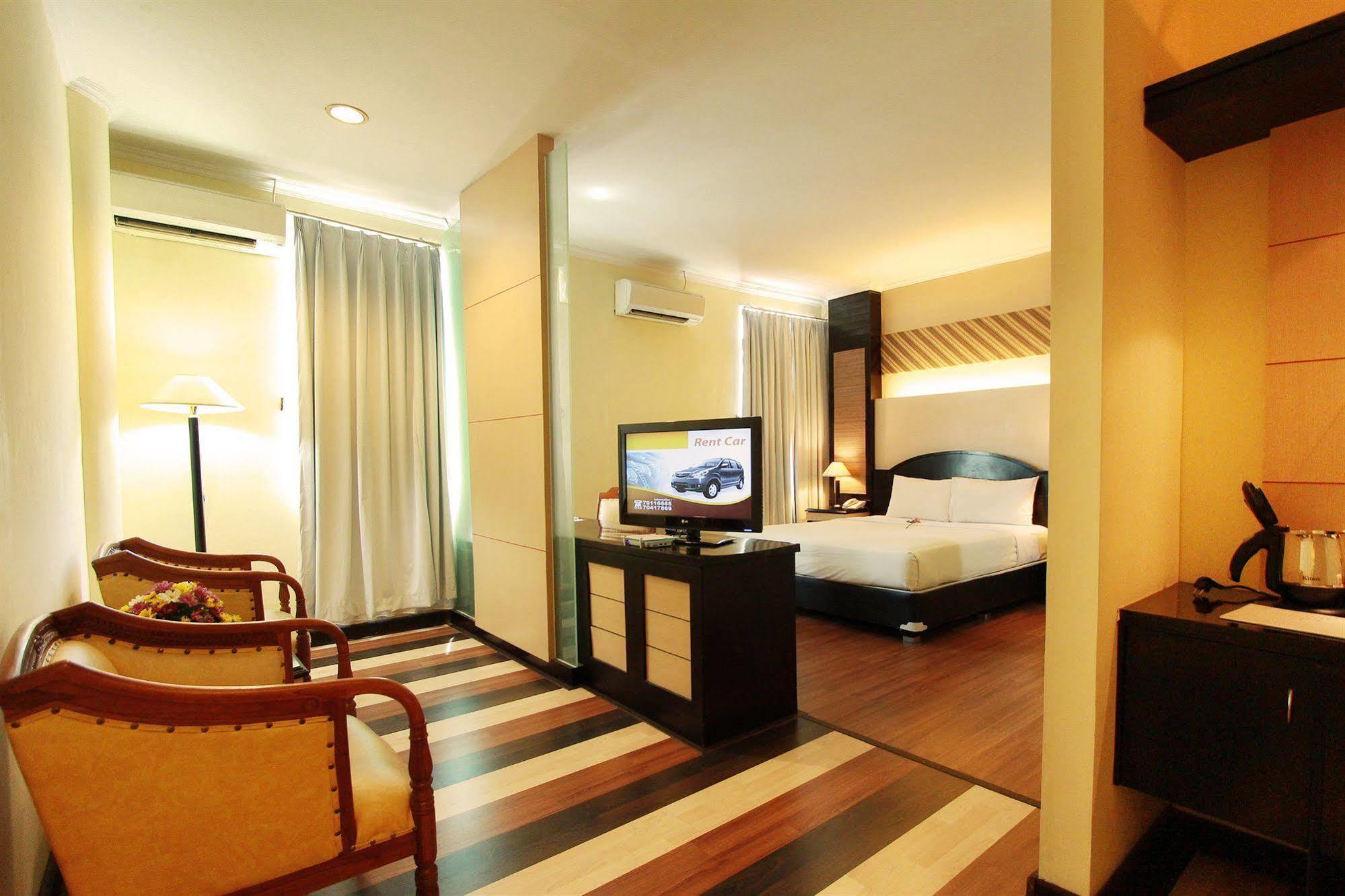 Pandanaran Hotel Semarang Eksteriør bilde