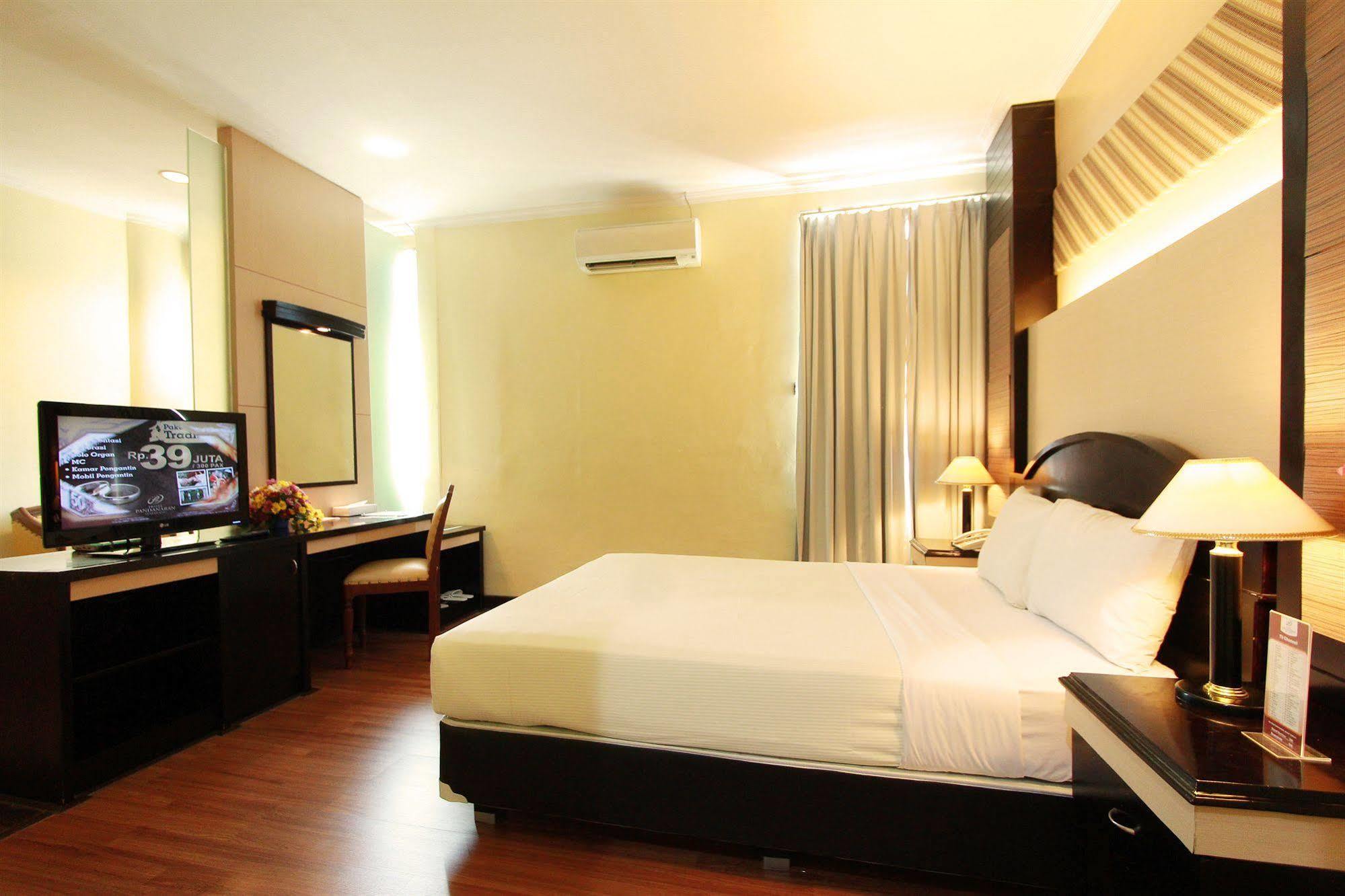 Pandanaran Hotel Semarang Eksteriør bilde